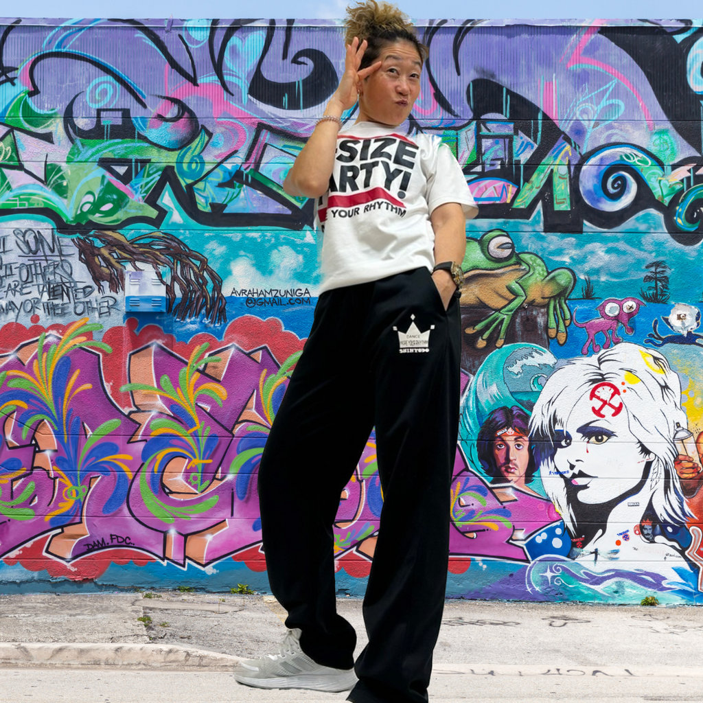 【定番】ミニ王冠　ストレートパンツ