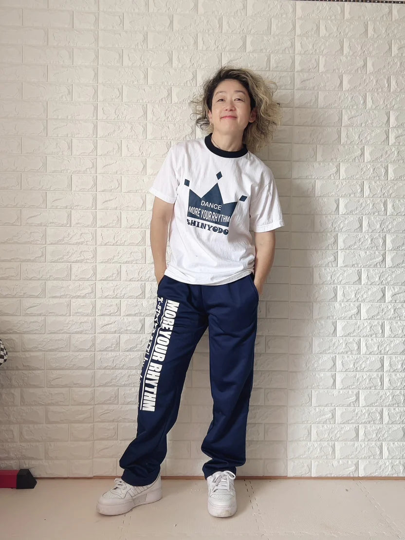 【定番】サイドロゴ　ストレートパンツ